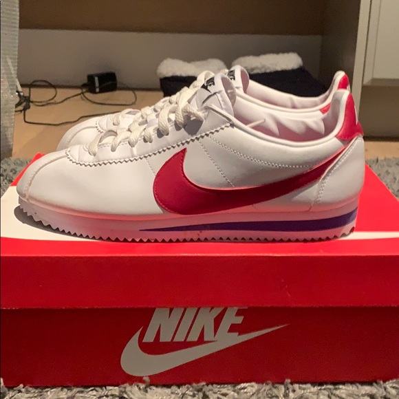 White & Red Cortez - Picture 3 of 5